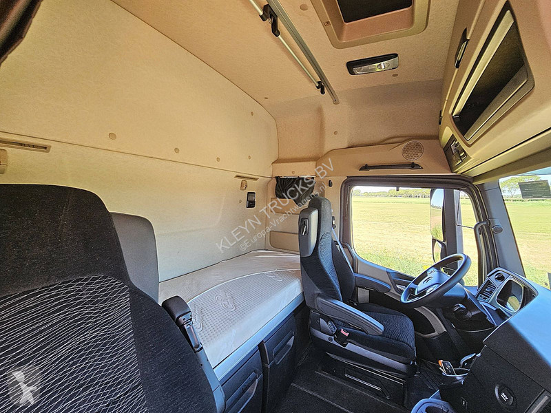 جرار Mercedes ACTROS 1851 RETARDER
