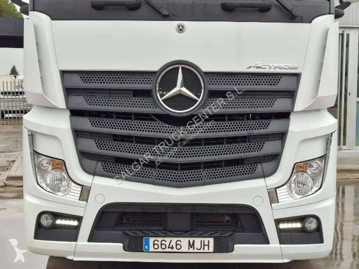 جرار Mercedes