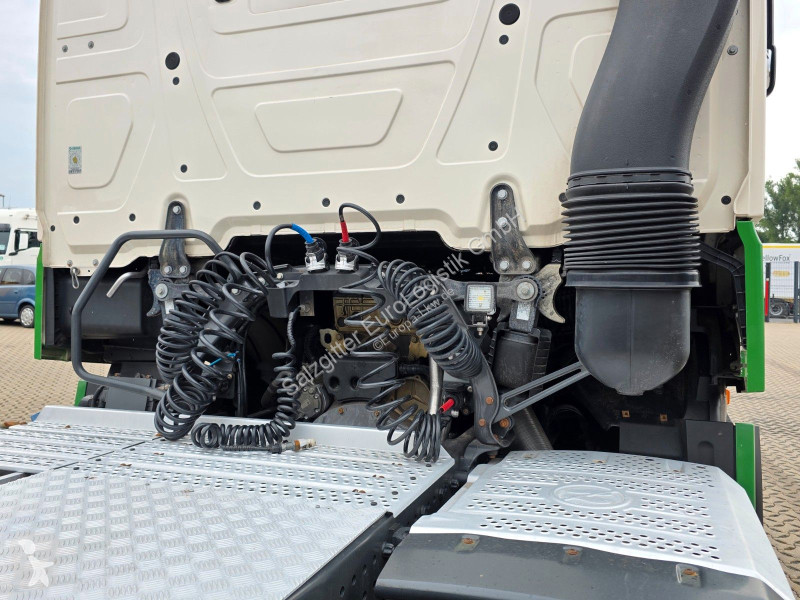 جرار Mercedes 1846 | Retarder | Xenon | PTO | 6E