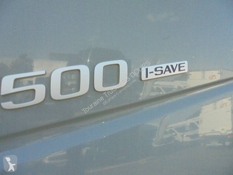 جرار Volvo