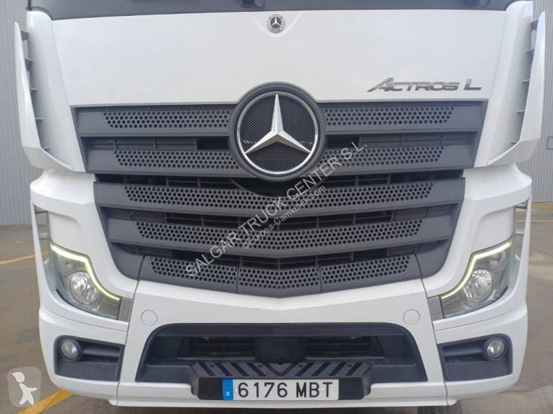 جرار Mercedes