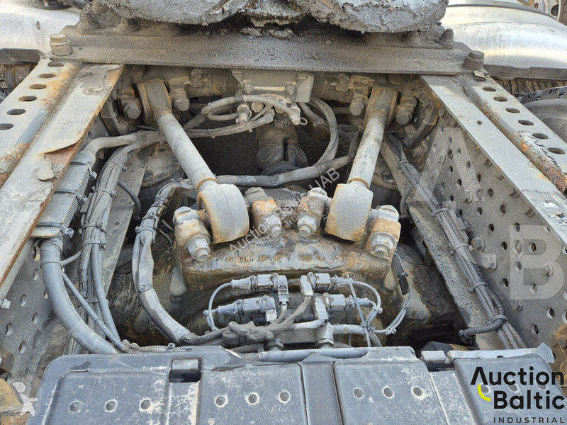 Тягач Mercedes 1845