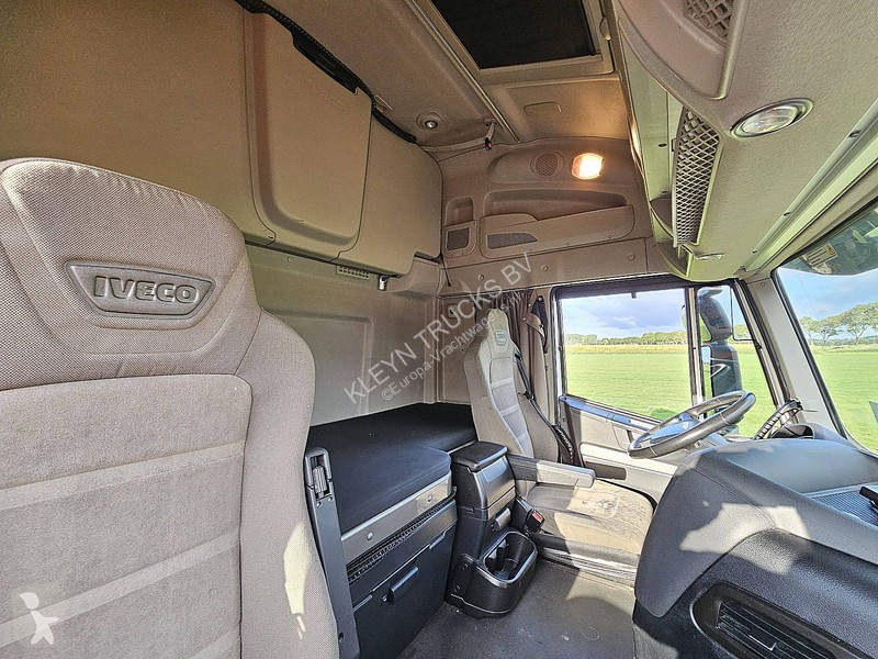 Тягач Iveco AS440S40 STRALIS LNG