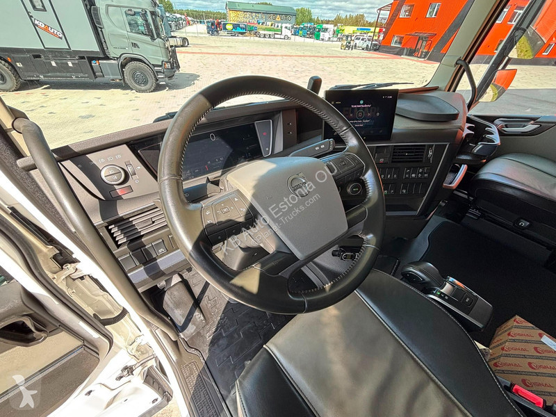 جرار Volvo 500 6x2 GLOBE XL / RETARDER / DOUBLE...
