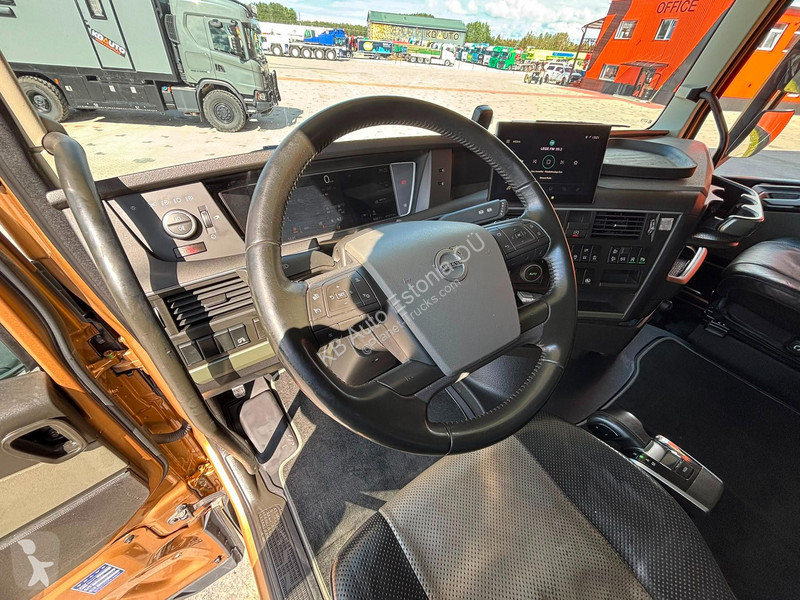 جرار Volvo 500 6x2 GLOBE XL / HYDRAULICS /...