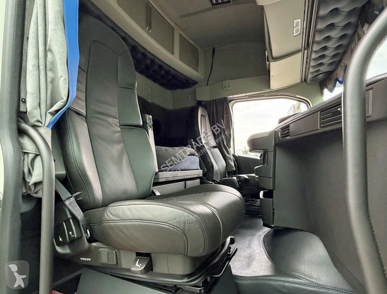 Tracteur Volvo 13500 GLOBETROTTER ONLY 312.000...