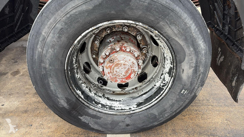 Tratores Renault R 385 (2 CULASSE / LAMES /...