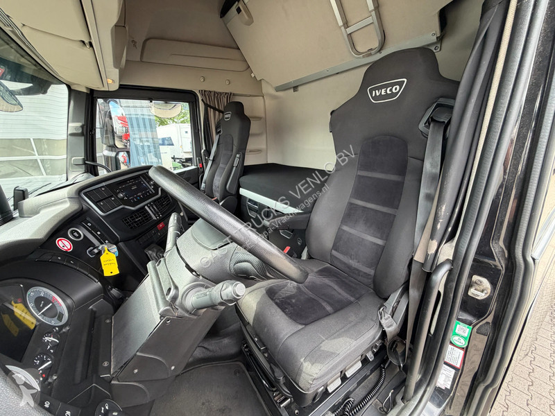 Tracteur Iveco 460 *LNG* Euro 6D Retarder Smart...