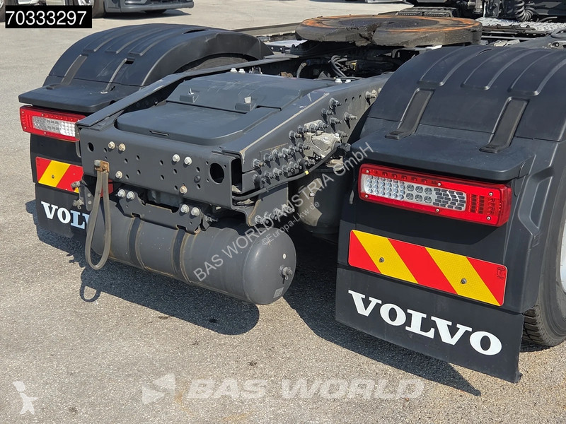 Cabeza tractora Volvo 500 4X2 XL 2x Tanks ADR...