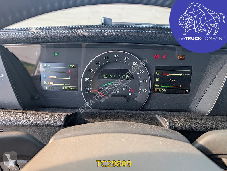 Trekker Volvo 500