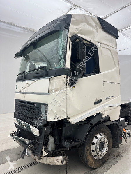 Cabeza tractora Volvo FH 460 Globetrotter - ADR
