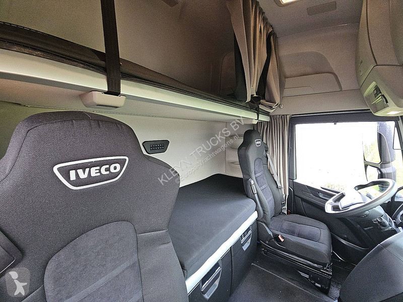 Trekker Iveco AS440S51
