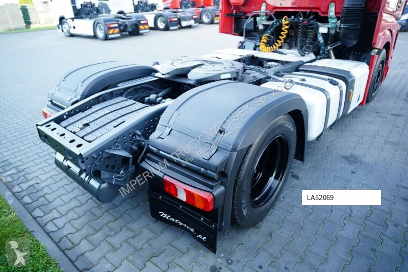 Тягач Mercedes ACTROS 1845
