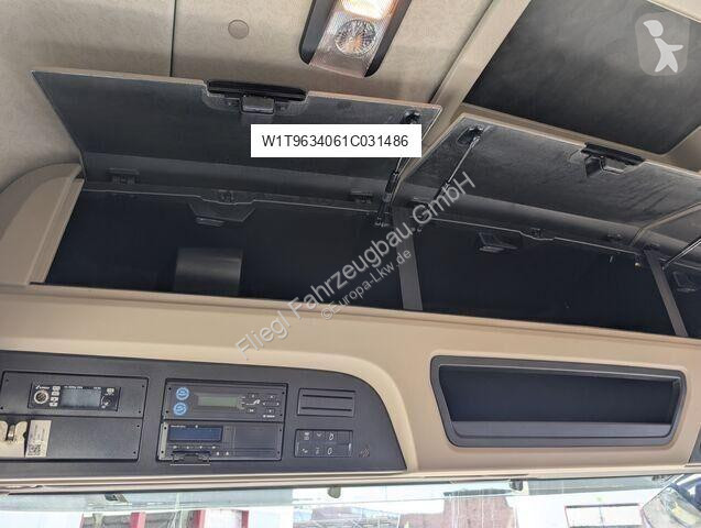 Cabeza tractora Mercedes 1851 LSnRL