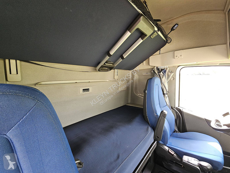 Cabeza tractora Volvo 460 6X2 GT Single Boogie