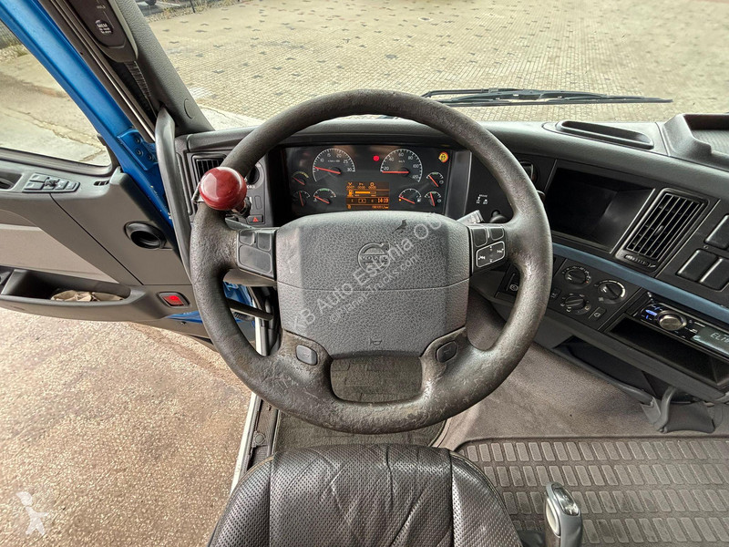 Cabeza tractora Volvo 440 4x2 ADR