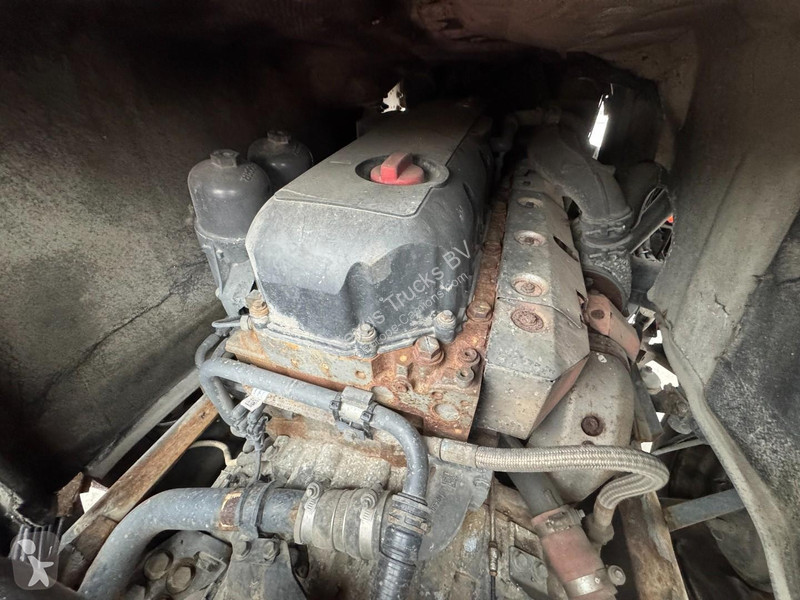 Cabeza tractora DAF 460 Space Cab (GOOD...