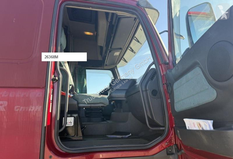 Cabeza tractora Volvo 638 420