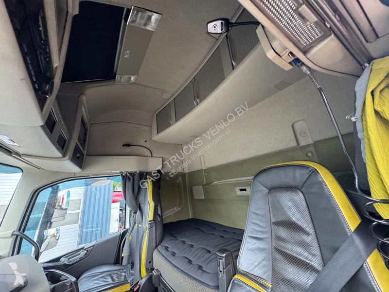 Cabeza tractora Volvo 750 6x2 Retarder Globe XL