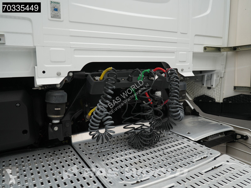 Tahač DAF + 530 4X2 Retarder 2x Tanks...