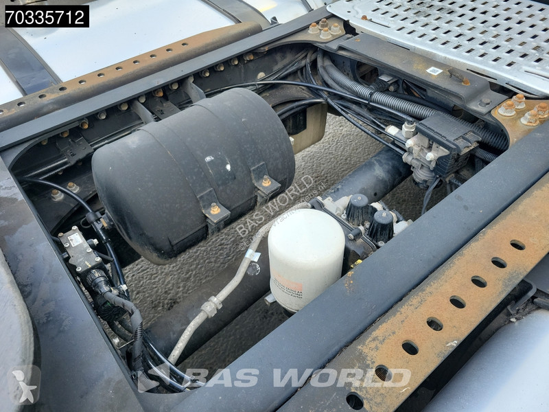Tahač Ford F-Max 500 4X2 2x Tanks Navi ACC