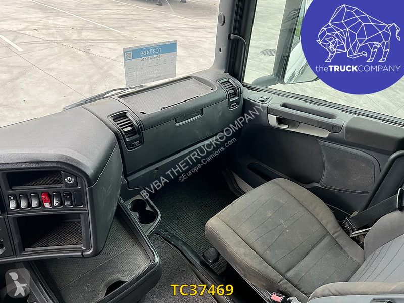 Nyergesvontató Scania 620