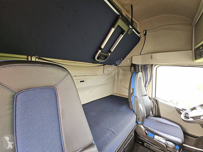 Tahač Volvo 500 Globetrotter XL