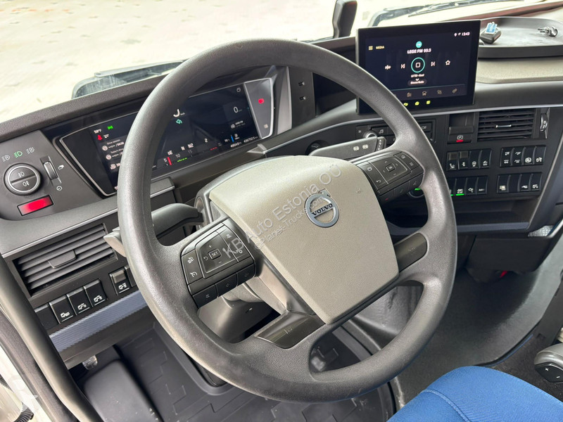 جرار Volvo 500 6x2 GLOBE XL / RETARDER / DOUBLE...