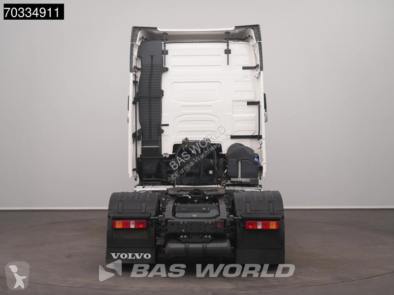 Tahač Volvo FH 460 4X2 Globe APK 08-2027 2x...