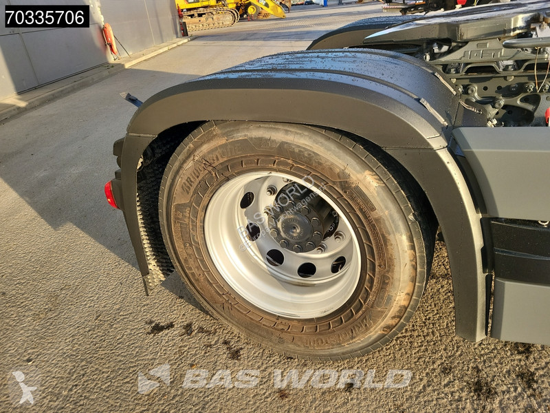 Cabeza tractora Mercedes 1845 4X2 StreamSpace...