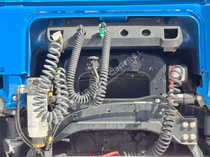 Cabeza tractora DAF 440