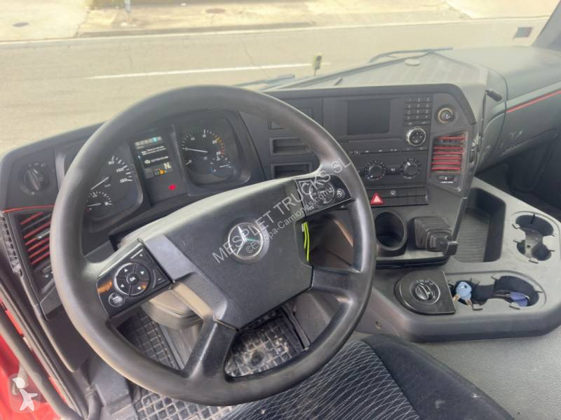 Cabeza tractora Mercedes 2145 AK