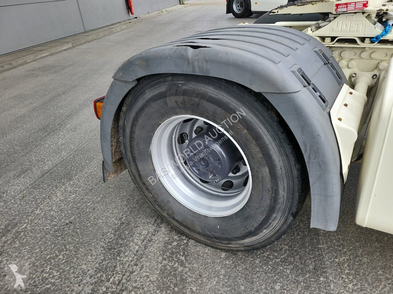 Nyergesvontató Scania 480