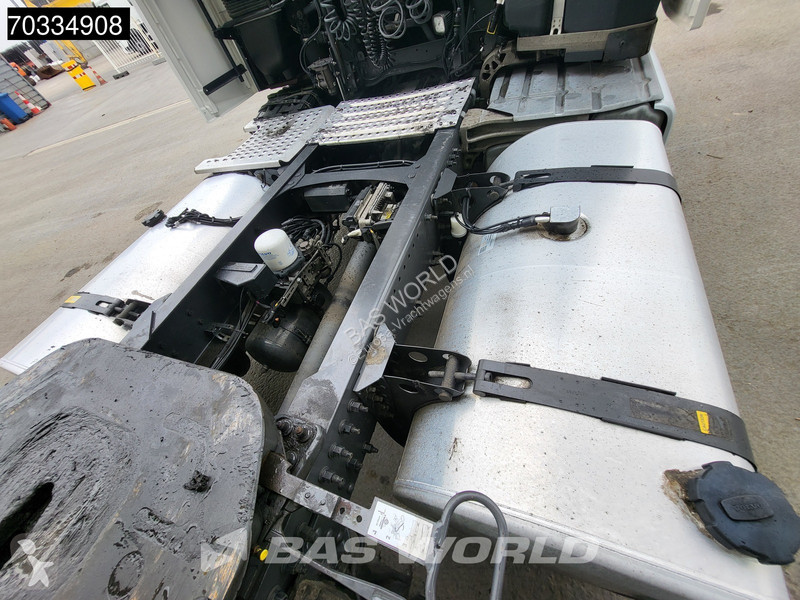 Tractor Volvo FH 460 4X2 Globe APK 08-2027 2x...