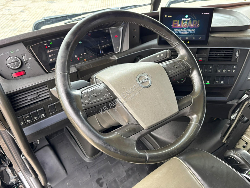 Tractor Volvo 500 6x2 GLOBE XL / ADR / RETARDER...
