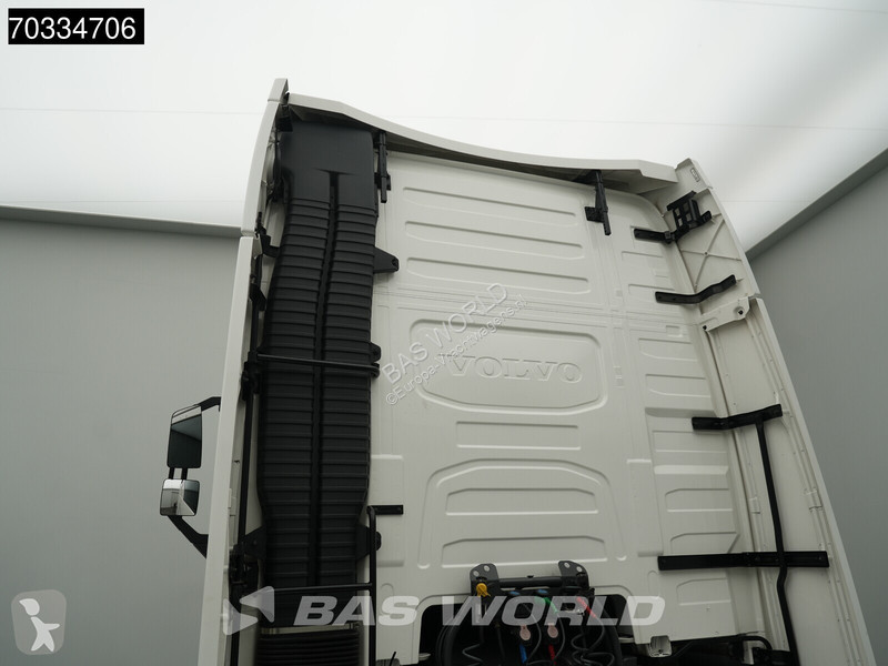 Tractor Volvo 500 4X2 XL 2x Tanks I-ParkCool...