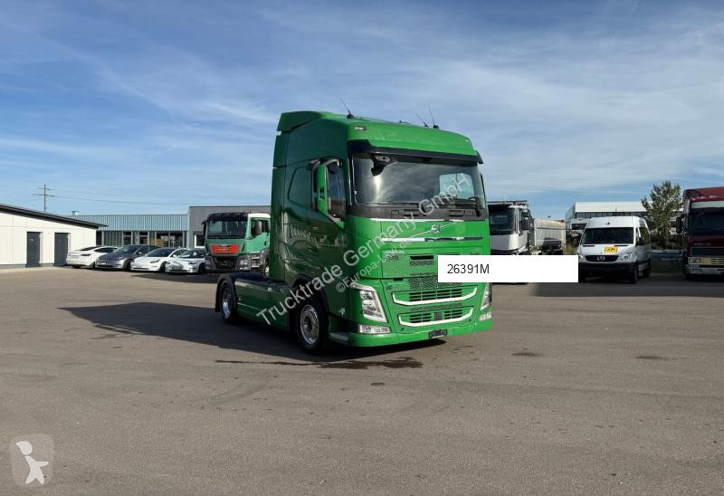 Nyergesvontató Volvo 638 FH-460