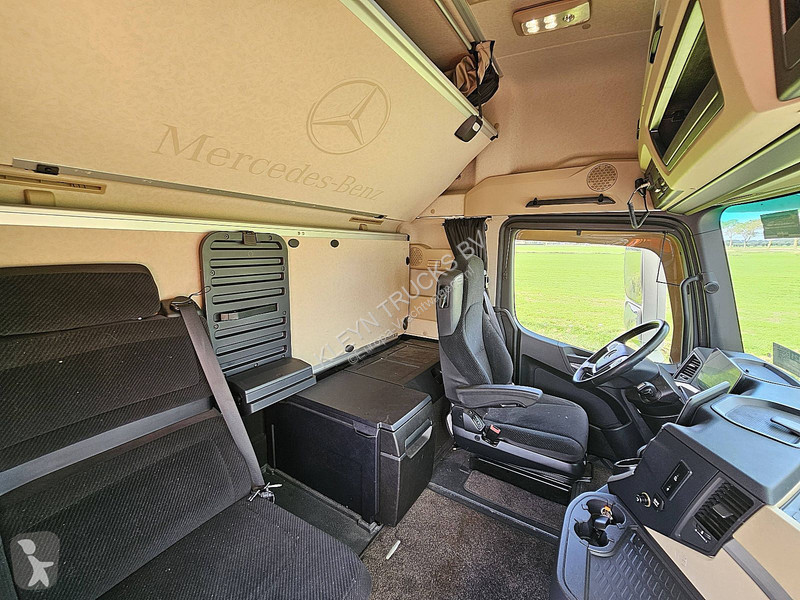 Nyergesvontató Mercedes ACTROS 1851  GIGASPACE...