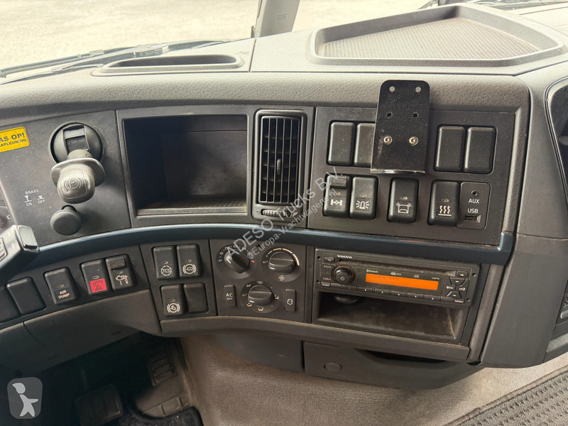 Cap tractor Volvo 420 Globe Euro 5
