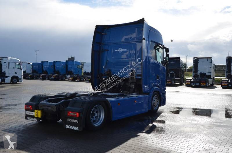 Cap tractor Scania 560
