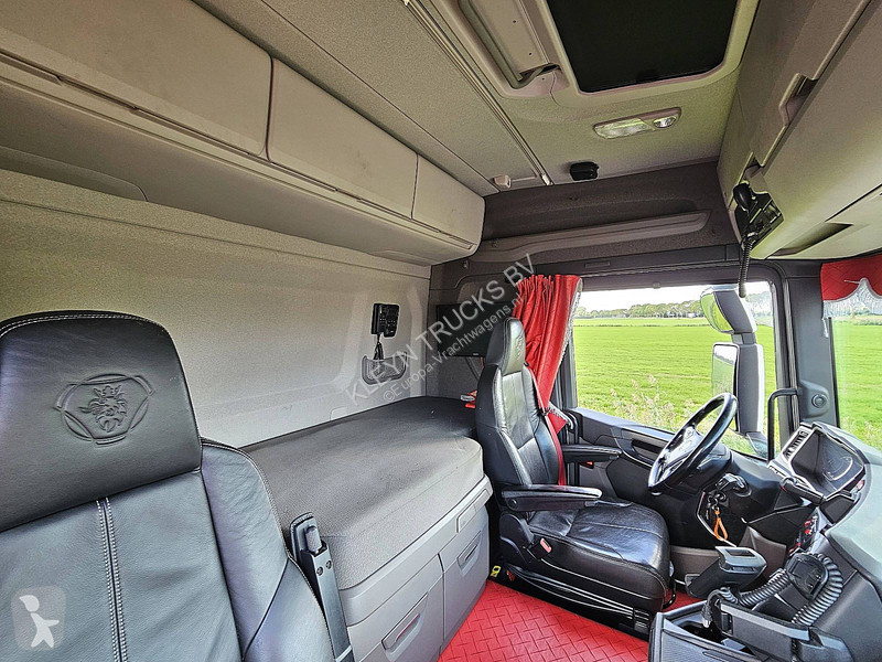 Тягач Scania 6x2/4 NB