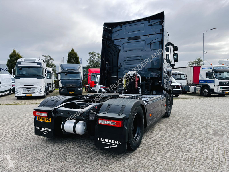 Cap tractor Renault T High DE 13 480 Turbo...