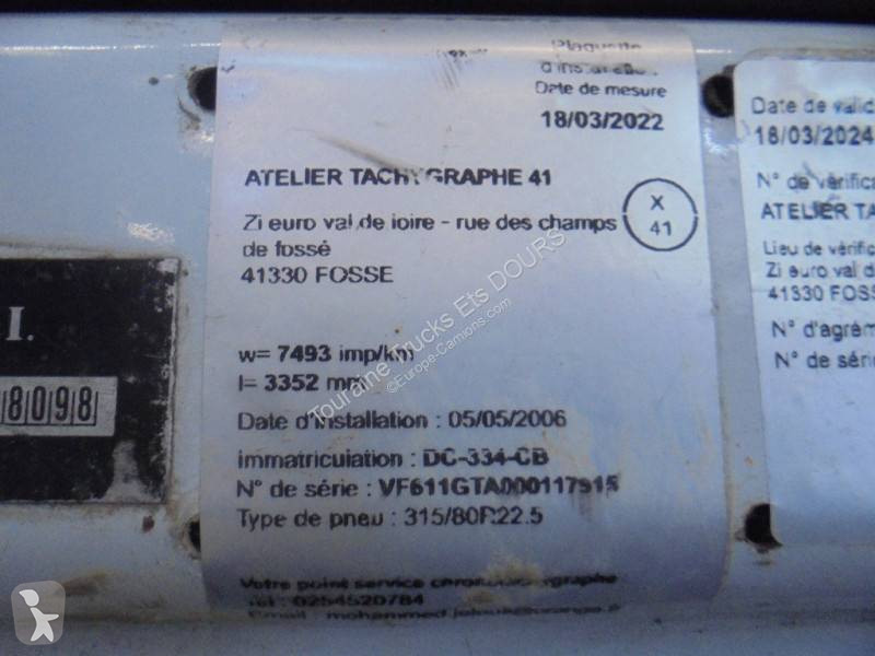 Tractor Renault 440