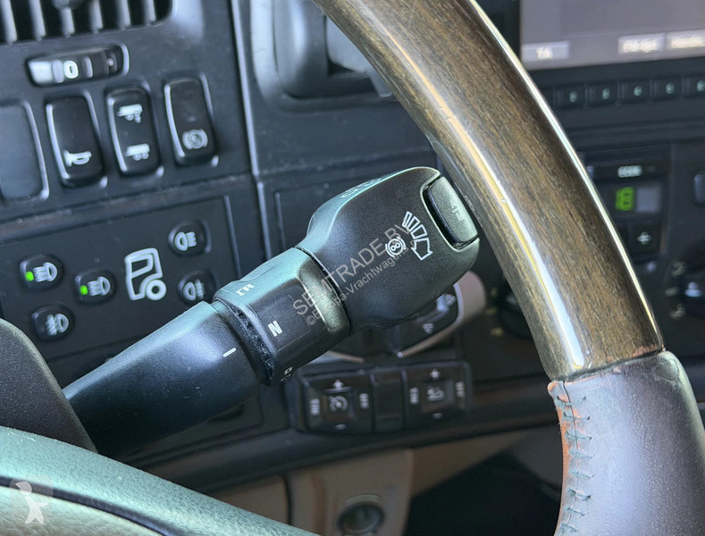 Тягач Scania R520 V8 EURO 6 KING FU AIR...