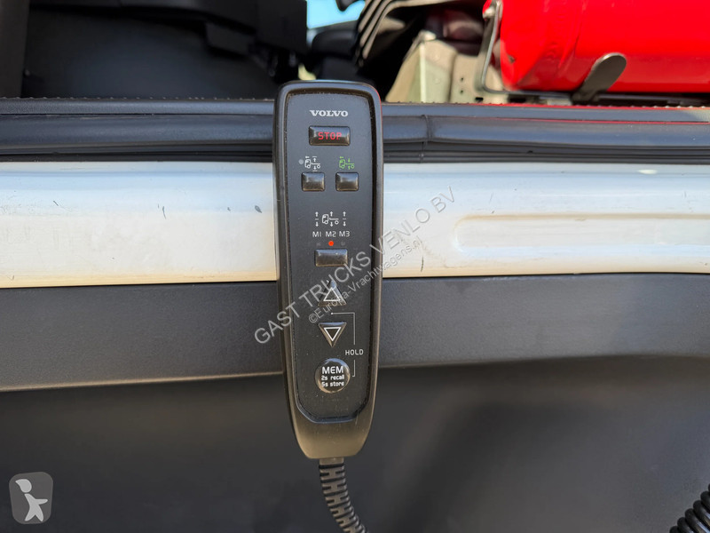 Тягач Volvo 500 6x2 Retarder ADR Full Air WB...