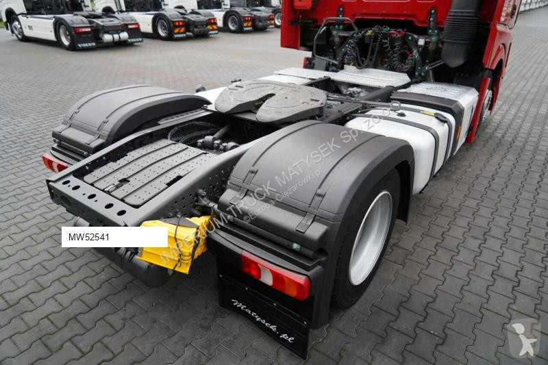 Тягач Mercedes ACTROS 1845