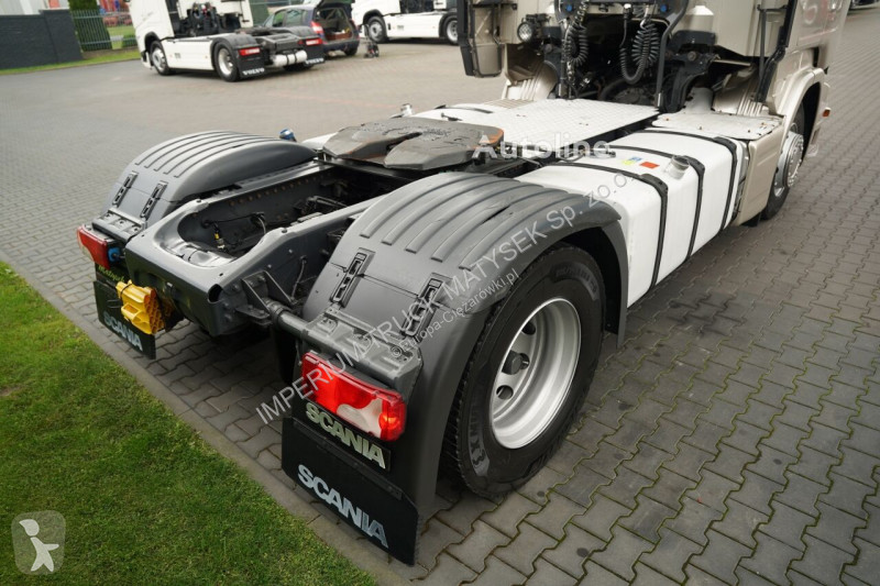 Тягач Scania R 410