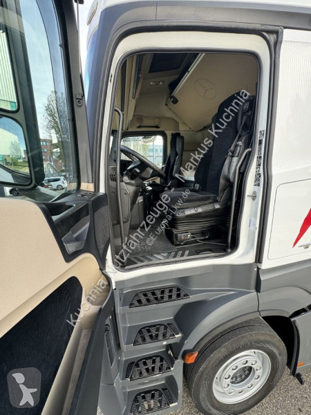 Тягач Mercedes 1845 LS Retarder Euro-6...