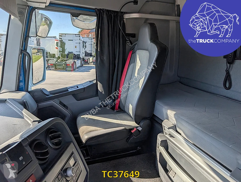 Traktor Renault T 520