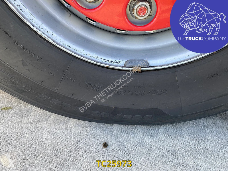 Cabeza tractora MAN 33.640